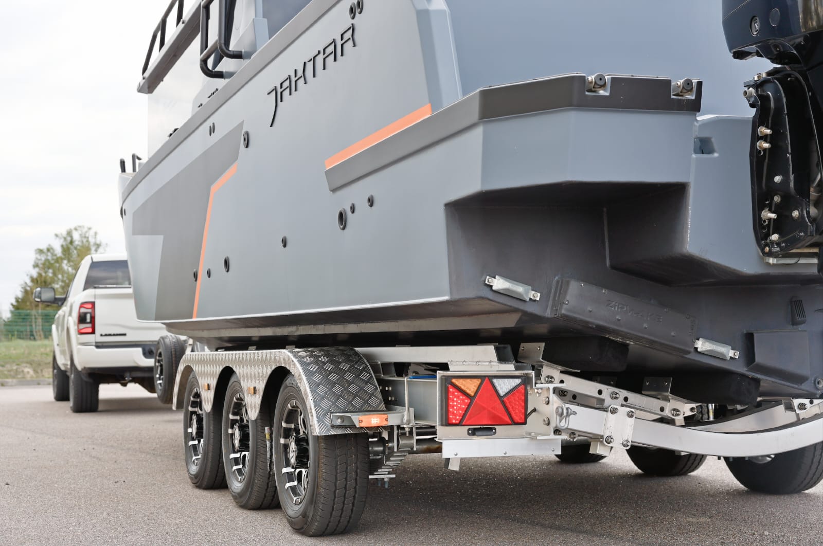 Детали прицепа LUMIX